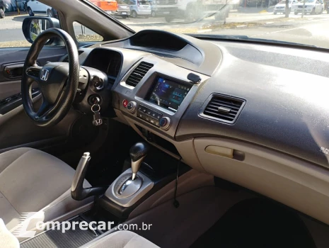 Civic 1.8 16V 4P FLEX LXS AUTOMÁTICO