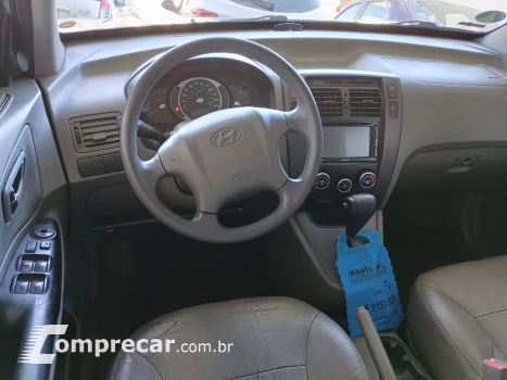 Tucson GL Automática