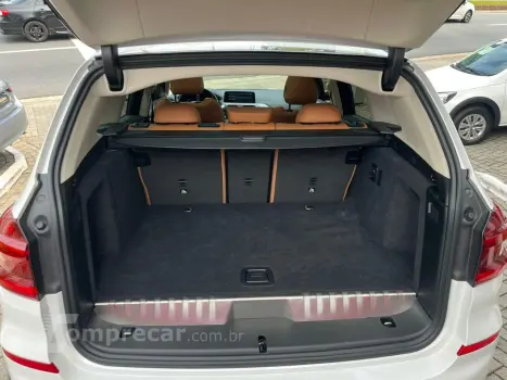 X3 XDRIVE 30e Turbo Aut. (Híbrido)