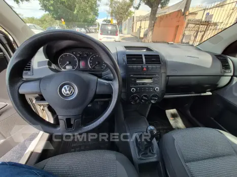 POLO SEDAN 1.6 8V
