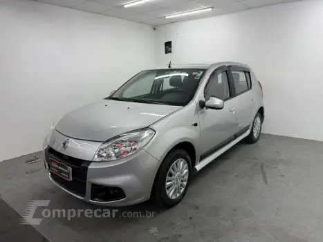 Renault SANDERO Privilège Hi-Flex 1.6 16V 5p Aut 4 portas