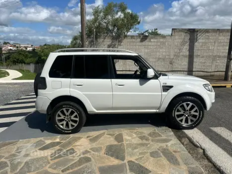PAJERO TR4 2.0 4X2 16V 140CV FLEX 4P AUTOMÁTICO