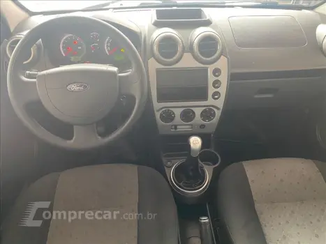 FIESTA 1.6 MPI Hatch 8V