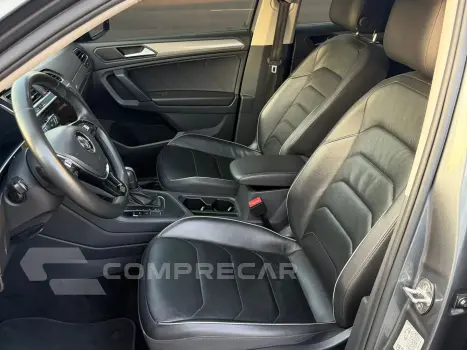 Tiguan 1.4 250 Tsi Total Flex Allspace Tiptronic