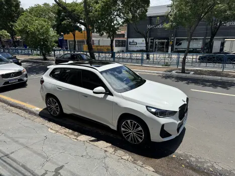 X1 2.0 16V Turbo Sdrive20i M Sport