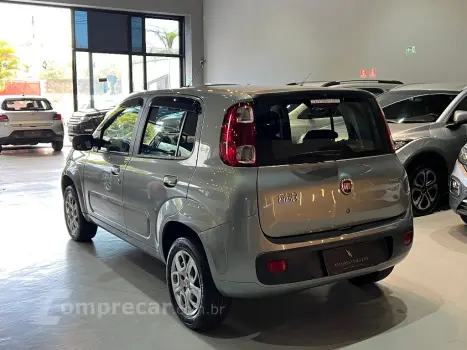 UNO 1.0 EVO VIVACE 8V FLEX 4P MANUAL