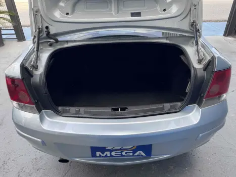 VECTRA 2.0 MPFI ELEGANCE 8V FLEX 4P AUTOMÁTICO