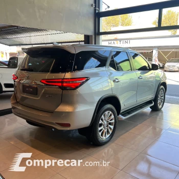 Hilux SW4 SRX 4x4 2.8 TDI 16V Dies. Aut.