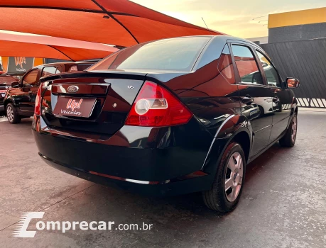 FIESTA 1.6 MPI Sedan 8V