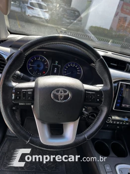 Toyota HILUX 2.7 SRV 4X4 CD 16V 4 portas