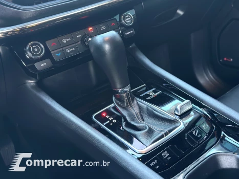 COMPASS 2.0 TD350 TURBO DIESEL LIMITED AT9