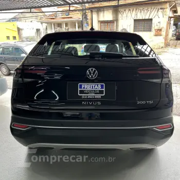 Nivus Highline 1.0 200 TSI Flex Aut.