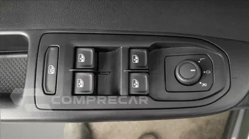 TAOS 1.4 250 TSI TOTAL FLEX COMFORTLINE AUTOMÁTICO