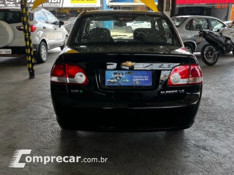 CLASSIC - 1.0 MPFI LS 8V 4P MANUAL