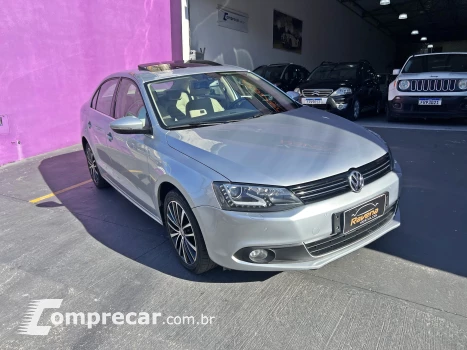 JETTA 2.0 TSI Highline 211cv