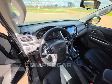 L200 TRITON 2.4 16V TURBO DIESEL SPORT HPE CD 4P 4X4 AUTOMÁT
