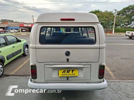 KOMBI 1.6 MI STD Escolar 8V