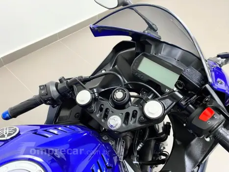 YAMAHA YZF R15 ABS