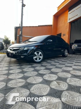 CIVIC 1.8 LXL 16V