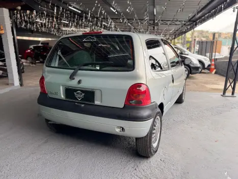 Twingo 1.0 8V