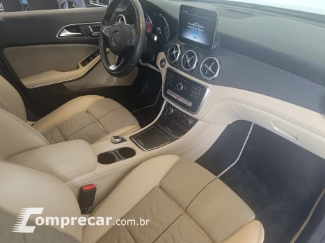GLA 200 1.6 CGI STYLE 7G-DCT