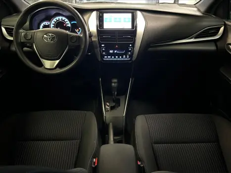 YARIS 1.5 16V FLEX XL PLUS CONNECT MULTIDRIVE