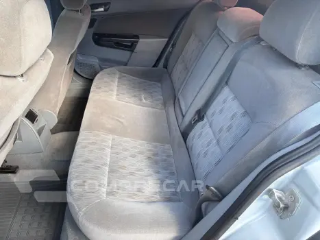 VECTRA 2.0 MPFI Elegance 8V