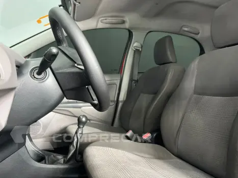 ETIOS 1.3 XS 16V FLEX 4P MANUAL