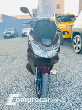 PCX 150 DLX