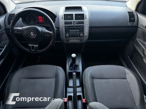 Volkswagen Polo Sed. COMFORT. 1.6 Mi Tot. Flex 8v 4 portas