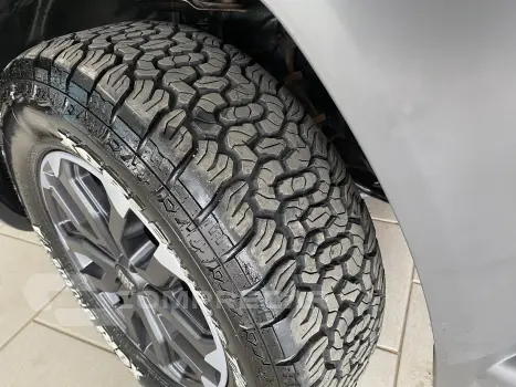 STRADA 1.8 MPI Adventure CD 16V