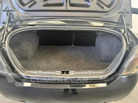 FIESTA 1.6 SE SEDAN 8V FLEX 4P MANUAL