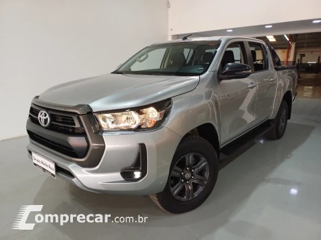 Toyota HILUX 2.8 D-4D TURBO DIESEL CD SR 4X4 AUTOMÁTICO 4 portas