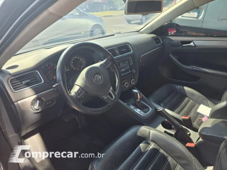 JETTA 2.0 TSI Highline 211cv