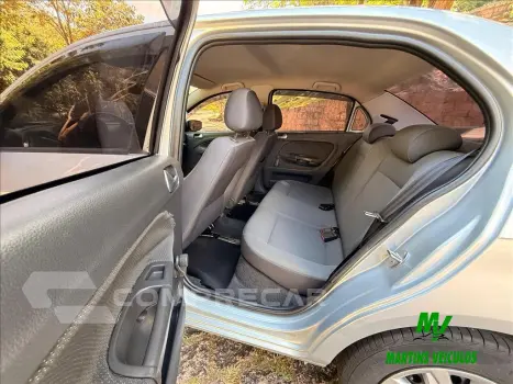 VOYAGE 1.6 MI TREND 8V FLEX 4P MANUAL