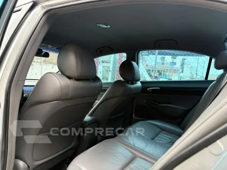 Civic 1.8 16V 4P FLEX LXS AUTOMÁTICO