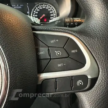 Renegade STD 1.8 4x2 Flex 16v Aut.