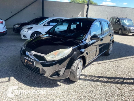 FORD FIESTA 1.0 MPI 8V 4 portas