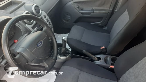 FIESTA 1.6 MPI Sedan 8V