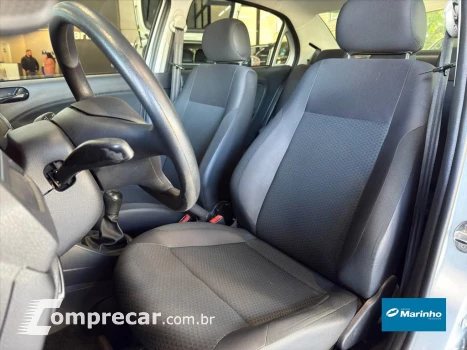 VOYAGE 1.0 12V MPI TOTALFLEX 4P MANUAL