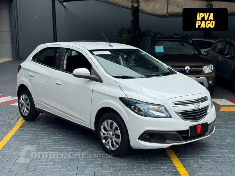 CHEVROLET ONIX 1.4 MPFI LT 8V 4 portas