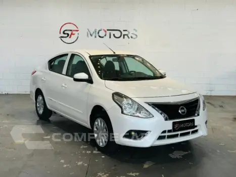 NISSAN VERSA - 1.0 12V 4P MANUAL 4 portas