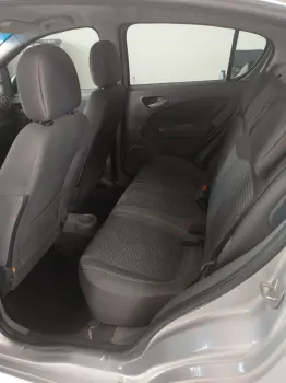 Palio 1.0 4P FLEX ATTRACTIVE