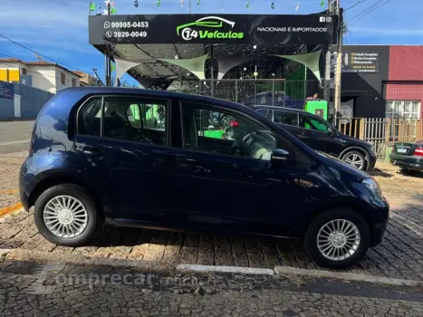Volkswagen up! move 1.0 TSI Total Flex 12V 5p 4 portas