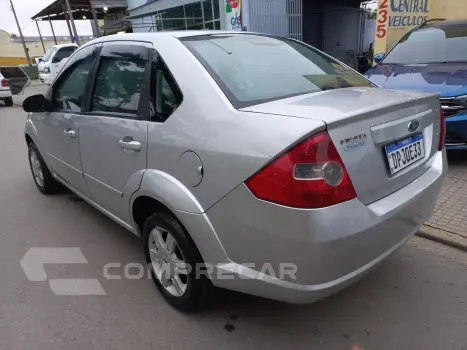 Fiesta sedan 1.6