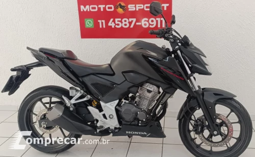 CB 300F TWISTER CBS