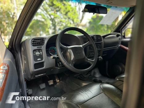 S10 2.4 MPFI EXECUTIVE 4X2 CD 8V FLEX 4P MANUAL