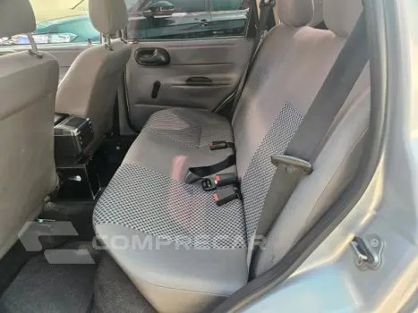 CLASSIC - 1.0 MPFI LIFE 8V 4P MANUAL