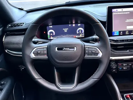 COMMANDER 1.3 T270 TURBO FLEX OVERLAND AT6