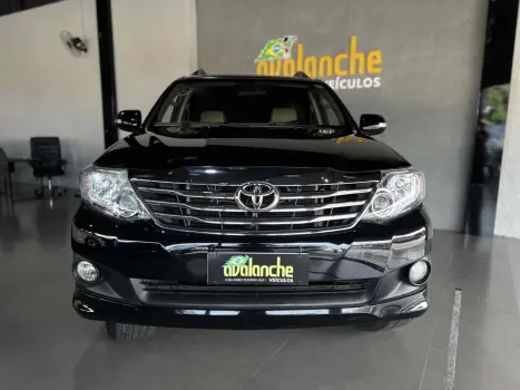 HILUX SW4 2.7 SR 4X2 16V FLEX 4P AUTOMÁTICO